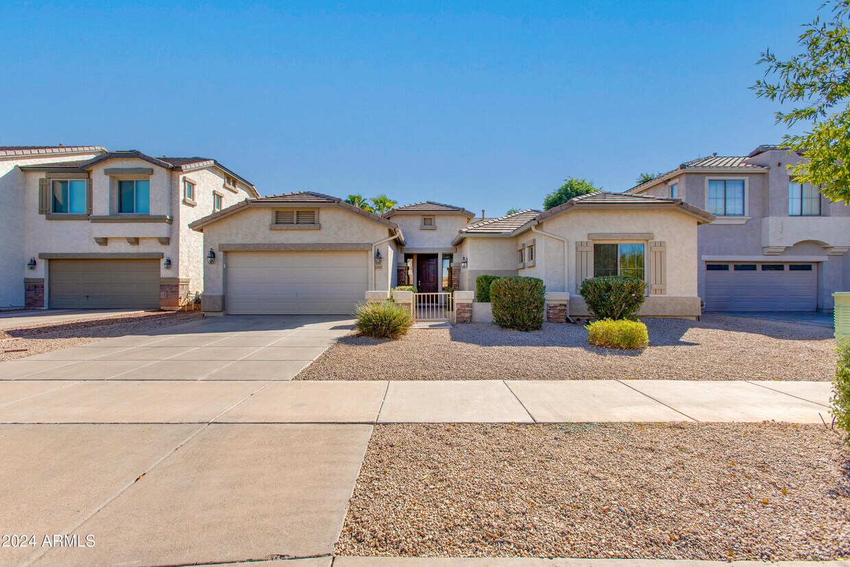 Foto principal - 19383 E Canary Way