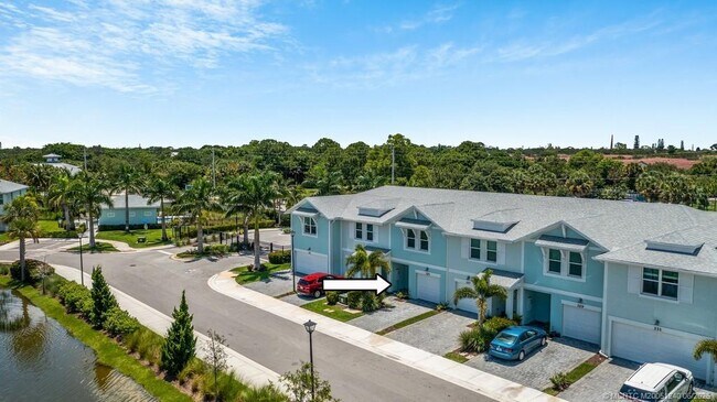Foto del edificio - 325 SE Halifax Ln