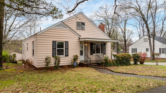 Foto del edificio - 1625 N Grant St