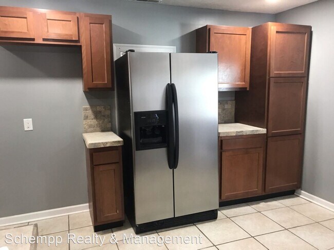 Building Photo - 3 br, 2.5 bath House - 600 North 33rd Street