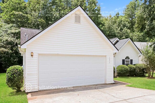 Building Photo - 1092 Meadow Glen Cir