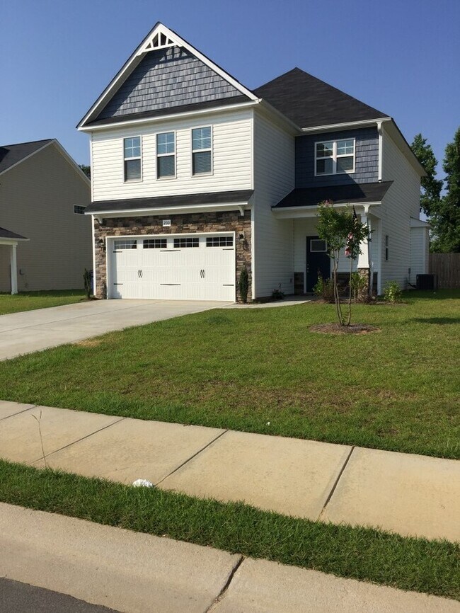 Foto del edificio - 200 Magwood Drive, Raeford