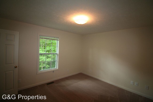 Building Photo - 1320 Carolina Ave