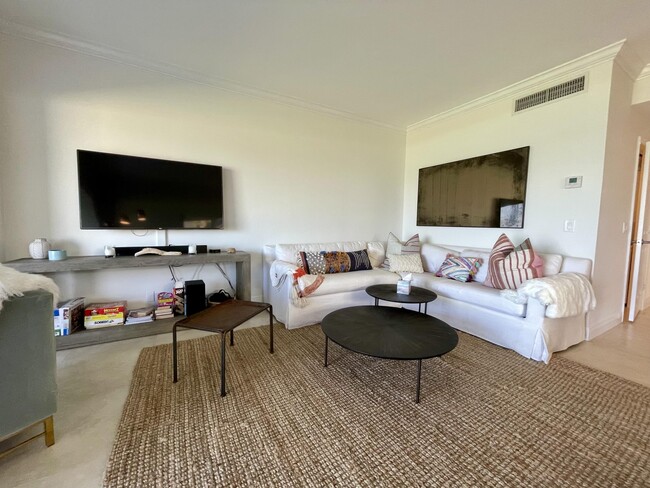 Foto del edificio - 2909 S Ocean Blvd