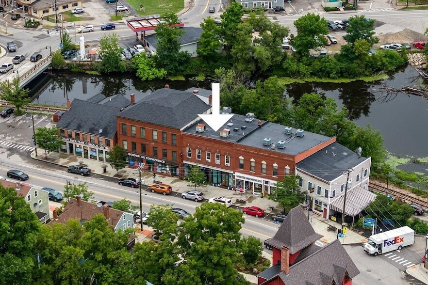 Primary Photo - 32 Market St