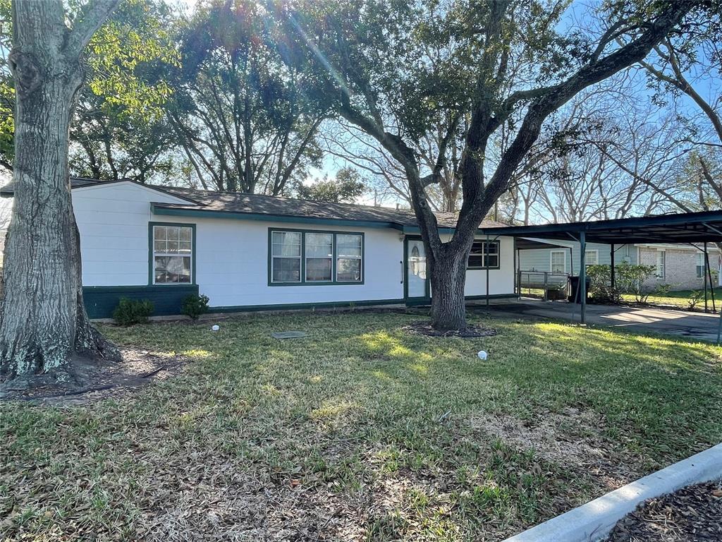 215 W Wilkins St, League City, TX 77573 House for Rent in League City