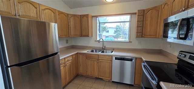 Foto del edificio - 1235 Forum St