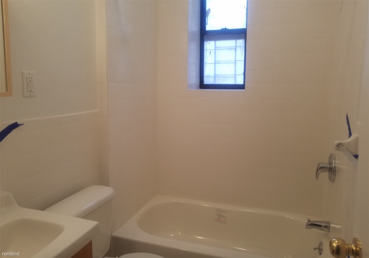 Foto del edificio - 3 br, 1 bath Apartment - 621 W 179th St