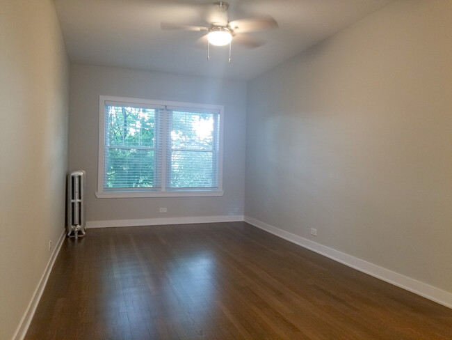 Foto del edificio - 5135 N Wolcott Ave