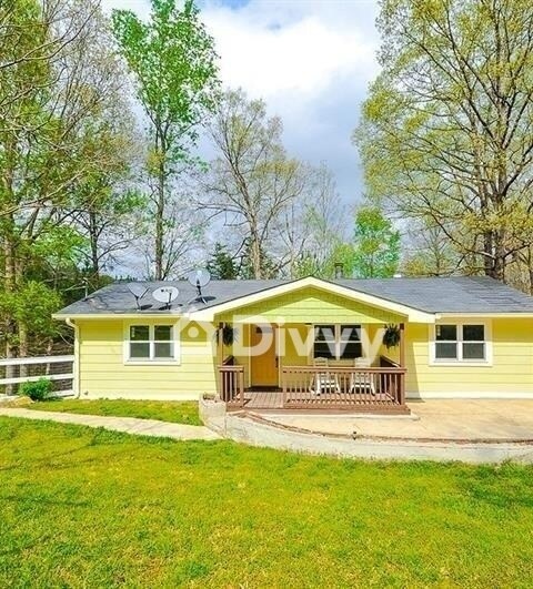 Primary Photo - 2540 Summer Lake Rd, Lithia Spgs, GA 30122