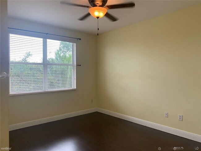 Foto del edificio - 3 br, 2.5 bath  - Pembroke Falls