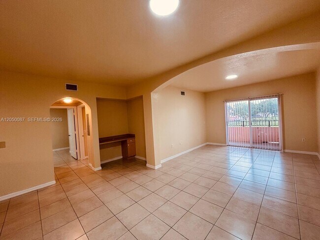 Foto del edificio - 2403 Belmont Ln