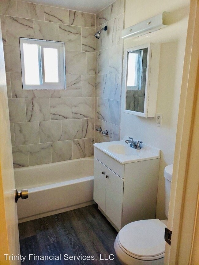 Foto del edificio - 3 br, 2 bath House - 2126 West Elder Avenue