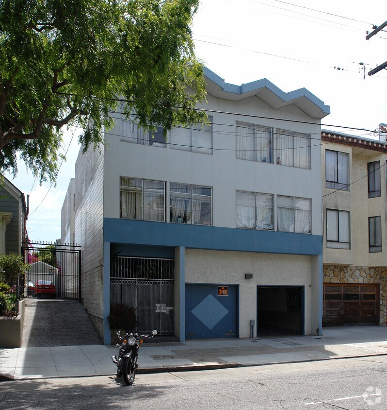 Primary Photo - 2541 Folsom St