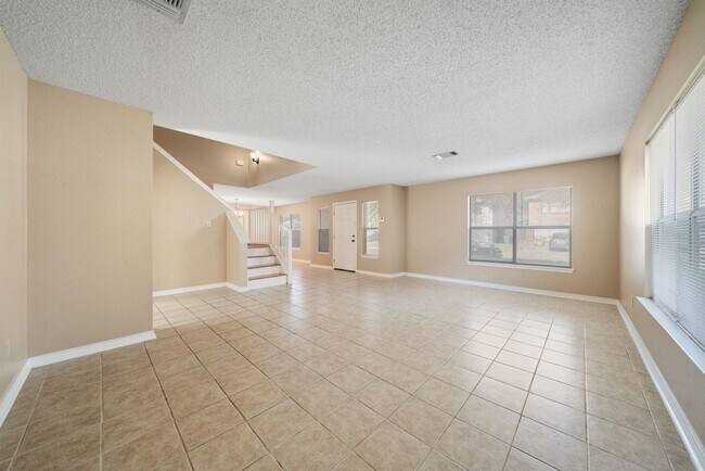 Foto del edificio - 4 Bedroom/2.5 Bath Redland Springs Subdivision