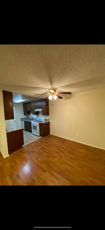 Photo - 223 E Acacia Ave (Glendale, CA) Apartment