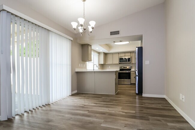 Foto del edificio - 7121 N 28th Ave