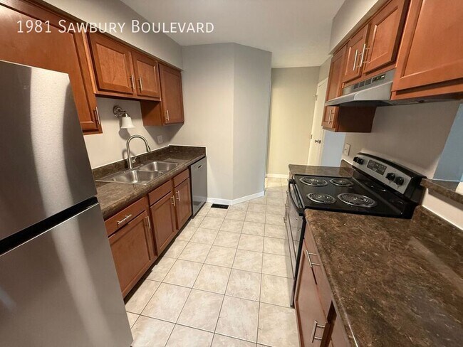 Foto del edificio - Recently Updated Beautiful Town Home in Wo...