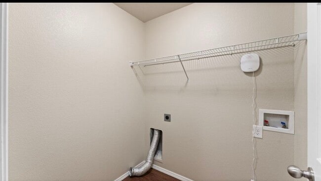 Building Photo - 3497 Justice Dr