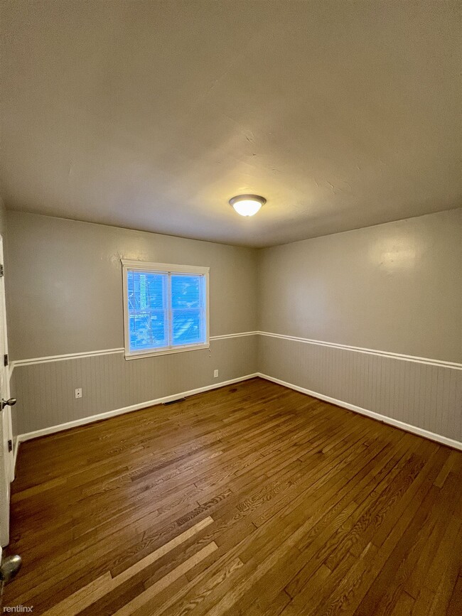 Building Photo - 2 br, 1 bath House - 208 E Geer St