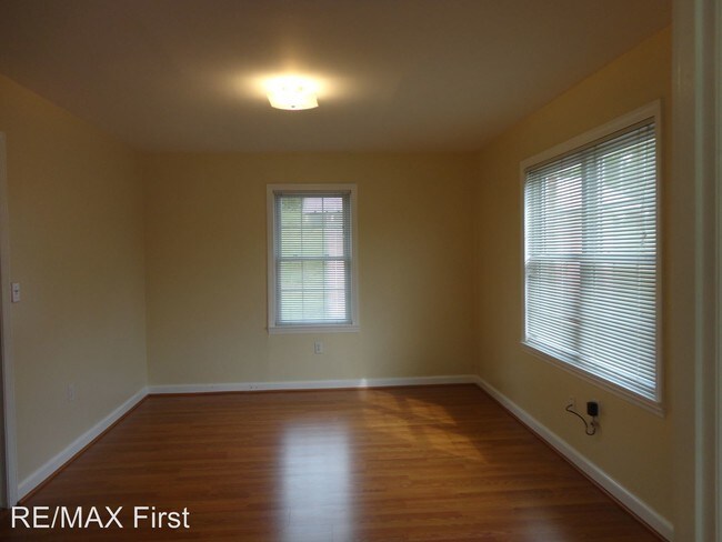 Foto del edificio - 3 br, 1 bath House - 2952 Ellejoy Road