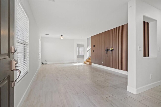 Foto del edificio - Stylish 4 Bedroom Living Meets Outdoor Fun