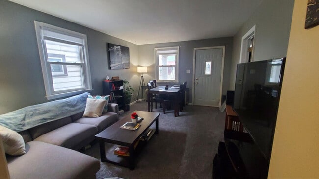 Foto del edificio - 1520 S 73rd St