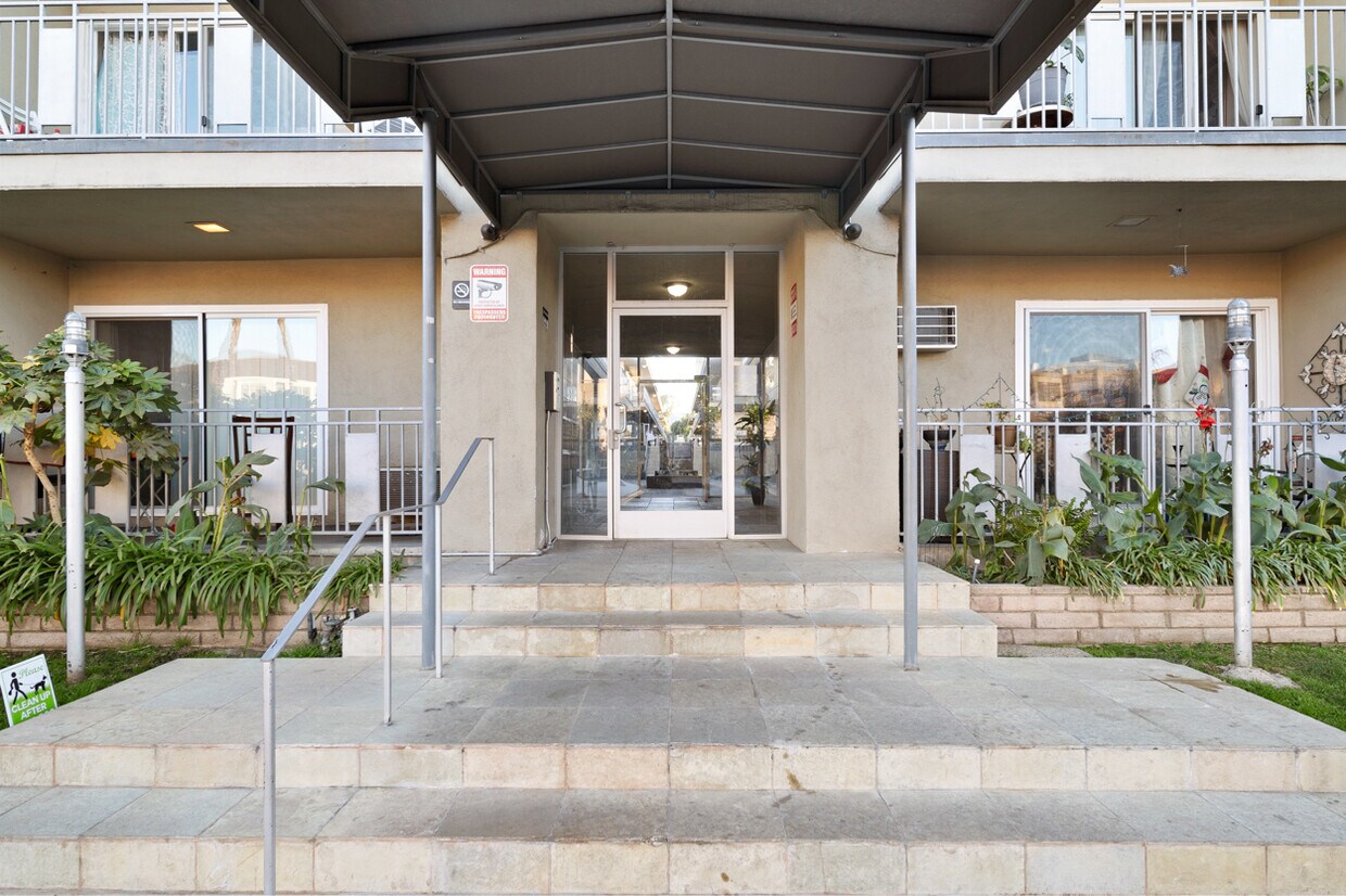 6069 Lake Nadine Plz, Agoura Hills, CA 91301 House for Rent in Agoura