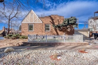 Building Photo - 945 E Virginia Ave