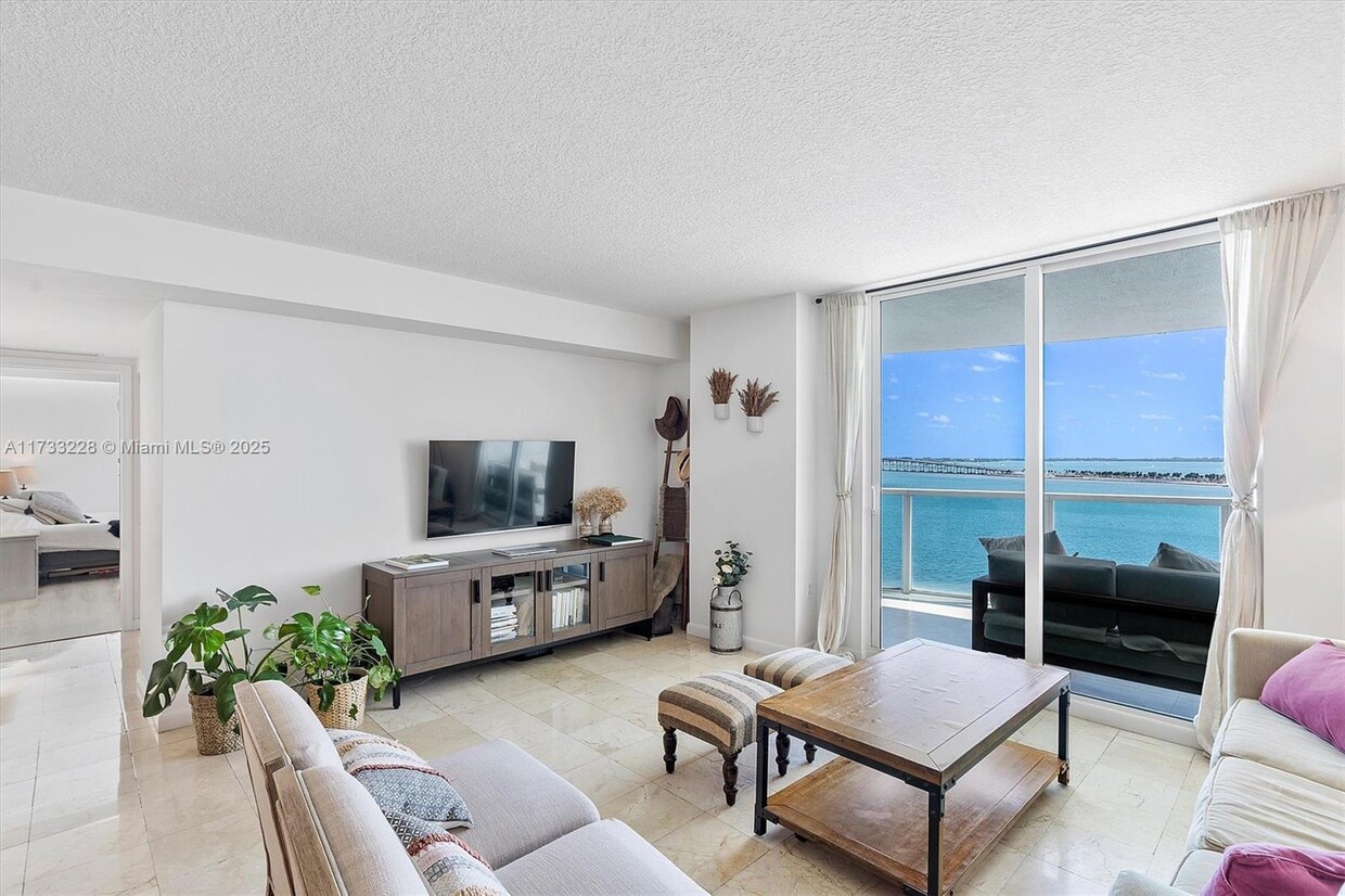 Foto principal - 2101 Brickell Ave