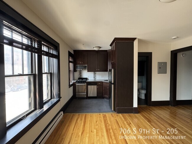 Foto del edificio - 706 S 9th St