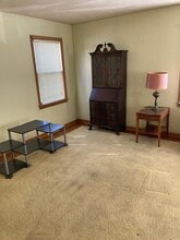 Building Photo - 210 S 16th St