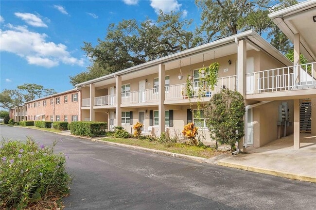 Foto del edificio - 2500 Lee Rd