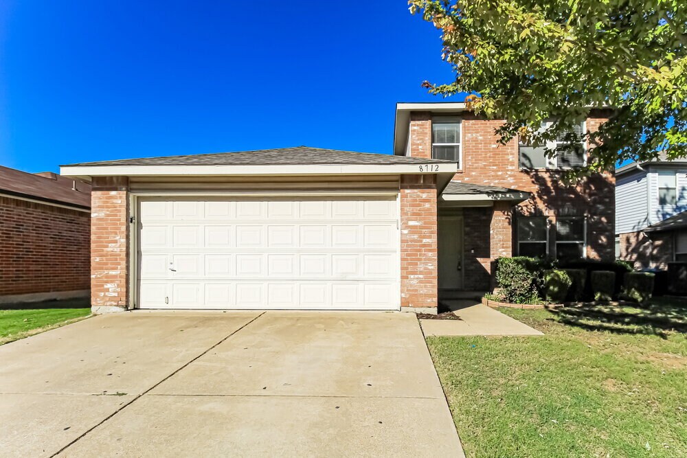 Primary Photo - 8712 Cove Meadow Ln