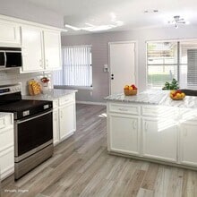 Building Photo - 2338 Brookdale Dr