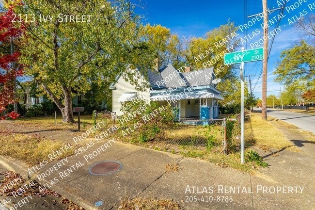 Building Photo - 2113 Ivy Street Chattanooga, TN 37404