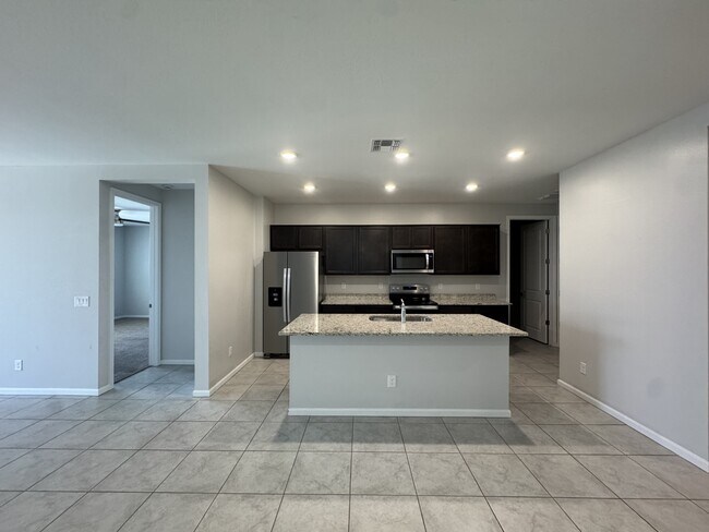 Foto del edificio - 24623 W Mohave St