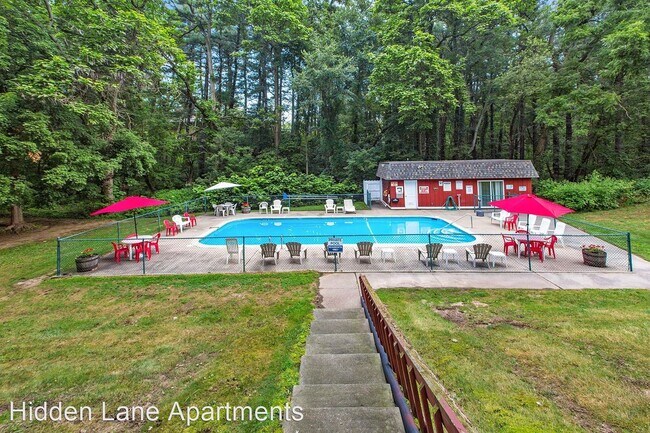 Building Photo - 1 br, 1 bath Apartment - 612 Garrison Road...
