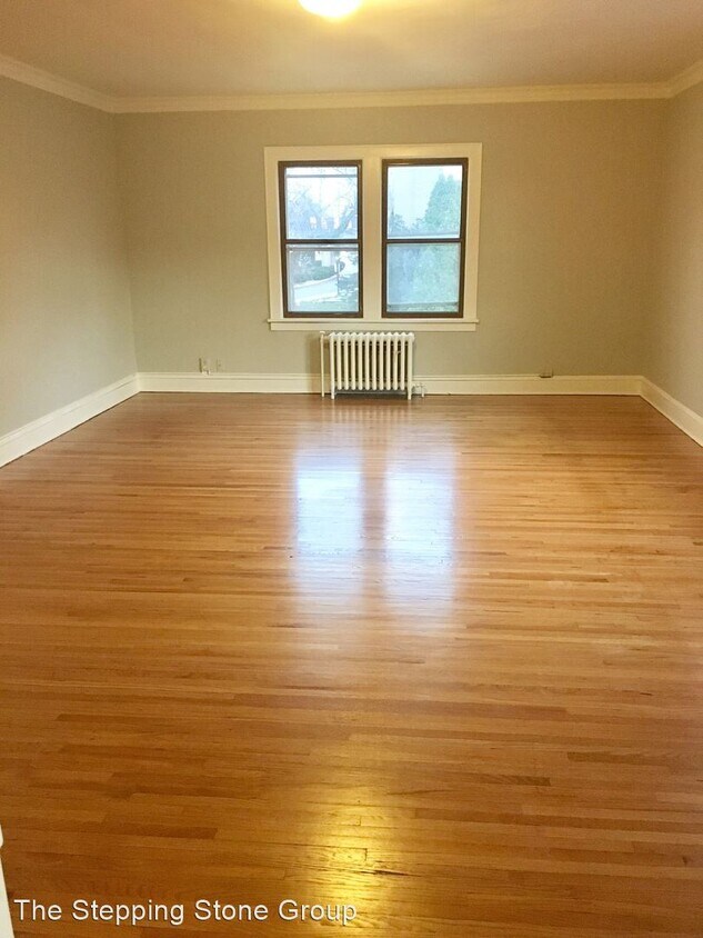 Primary Photo - 2 br, 1 bath Condo - 3004 Ottawa Ave S 300...
