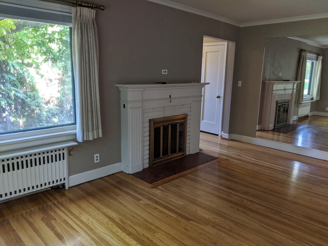 Foto principal - 317 W 13th Ave