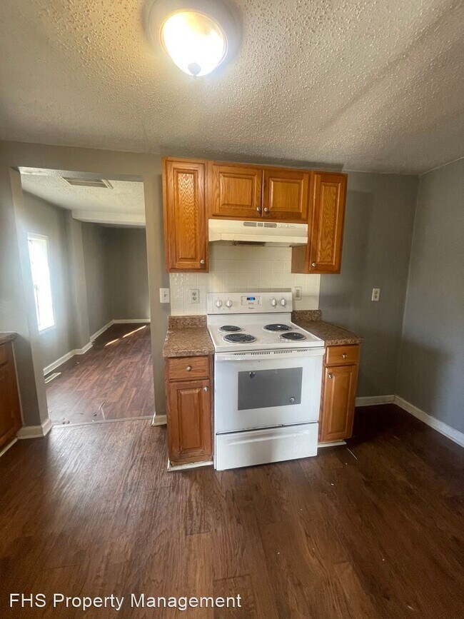 Foto del edificio - 2 br, 1 bath House - 2756 W College Street