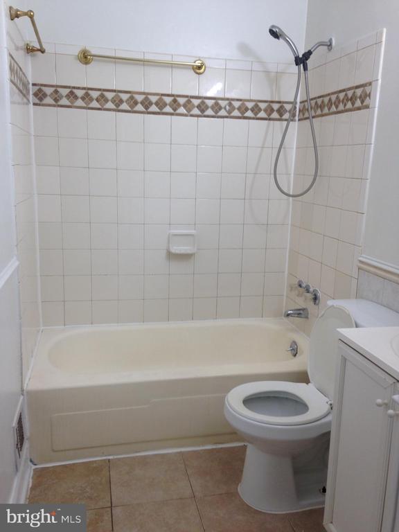 Foto del edificio - 16565 Sherwood Pl