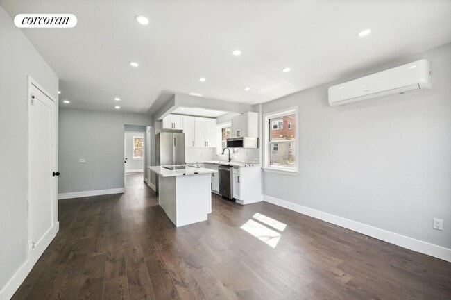 Foto del edificio - 224 W 252nd St