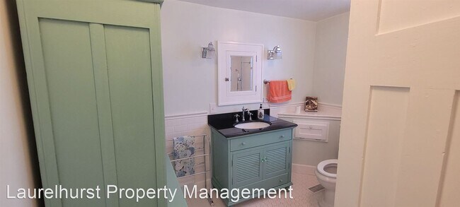 Foto del edificio - 2 br, 1 bath House - 4007 59th Avenue SW