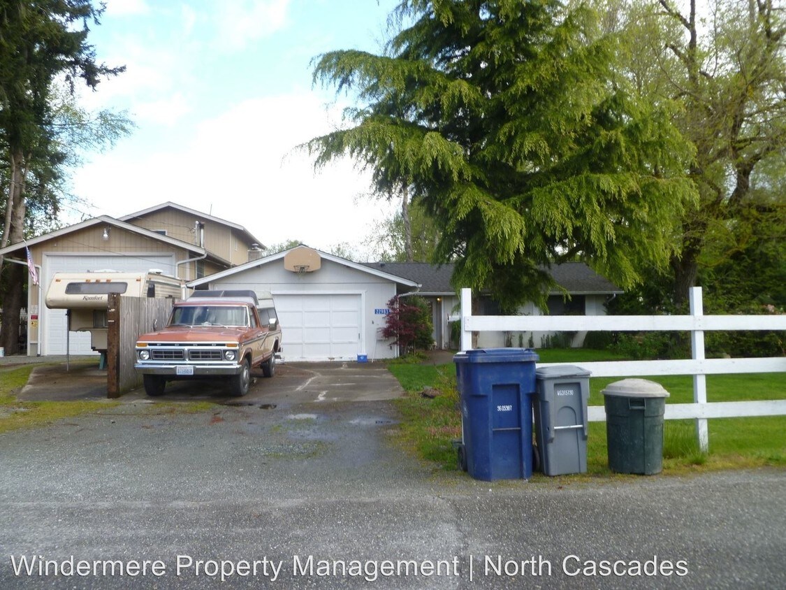 Primary Photo - 1 br, 1 bath House - 22983 Apple Lane