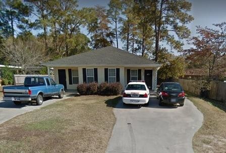 Primary Photo - 1417 Moore Hwy