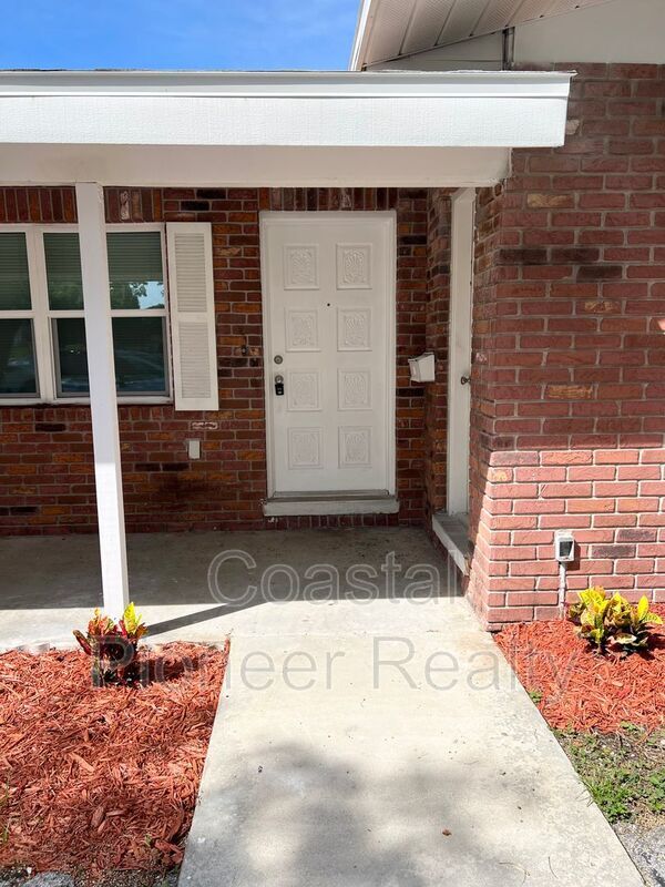 Photo - 10891 99th Pl N House