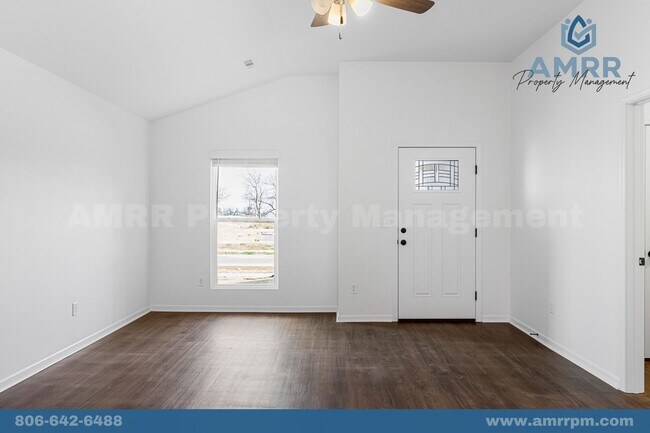 Foto del edificio - Spacious 3-Bedroom Home – Your Perfect Fam...
