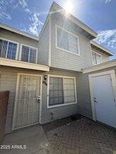 Building Photo - 510 N Alma School Rd