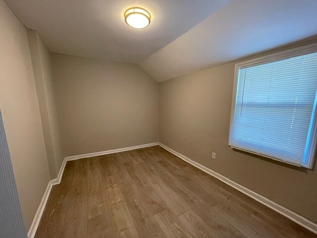 Building Photo - 4915 Tillman Ave